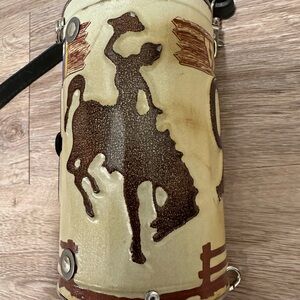 Wyoming Little Earth round license plate crossbody purse - used once like new
